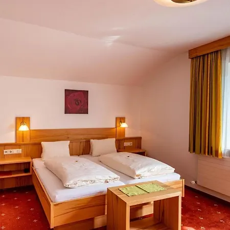 Aparthotel Rustika - Appartements & Spa 3*
