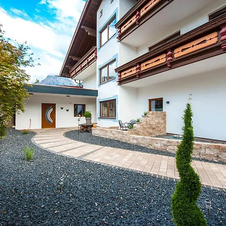 Aparthotel Rustika - Appartements & Spa 3*