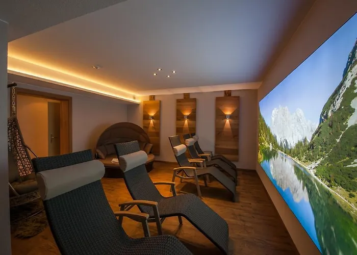 Rustika - & 4* הרוואלד