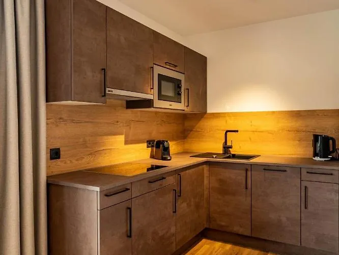 Rustika - & הרוואלד