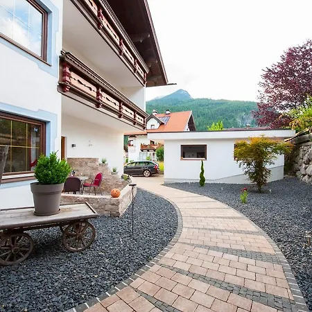 Aparthotel Rustika - Appartements & Spa