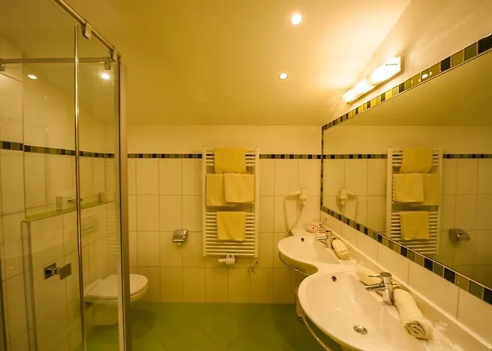 アパートホテル Rustika - & エールヴァルト