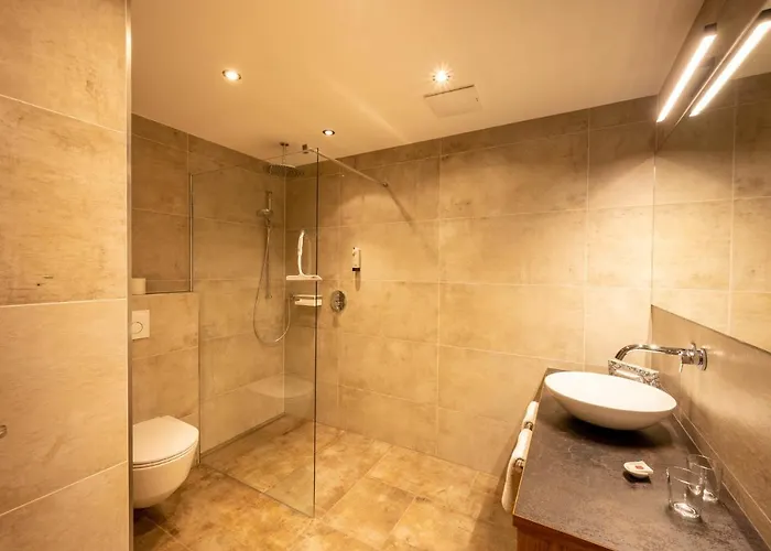 アパートホテル Rustika - & エールヴァルト