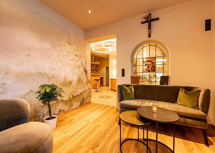 アパートホテル Rustika - & 4*