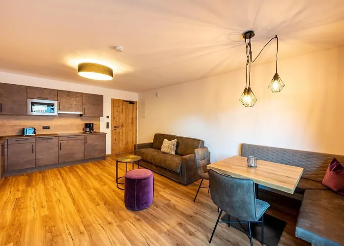 アパートホテル Rustika - & エールヴァルト