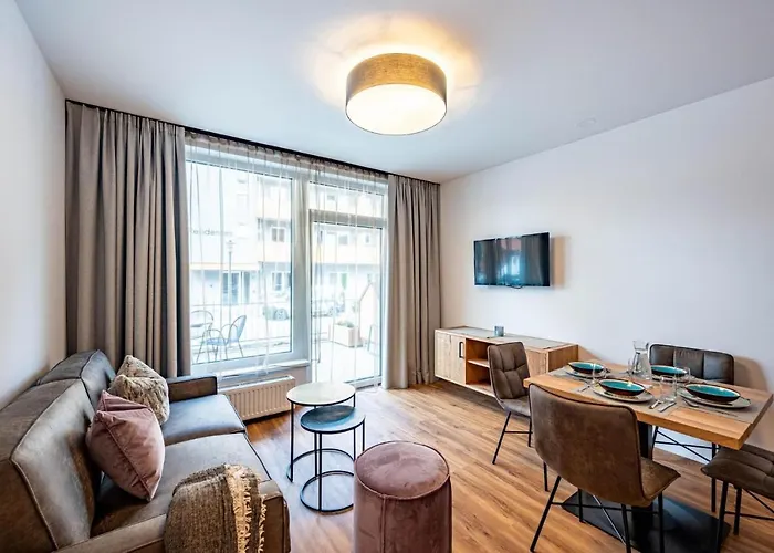 アパートホテル Rustika - &